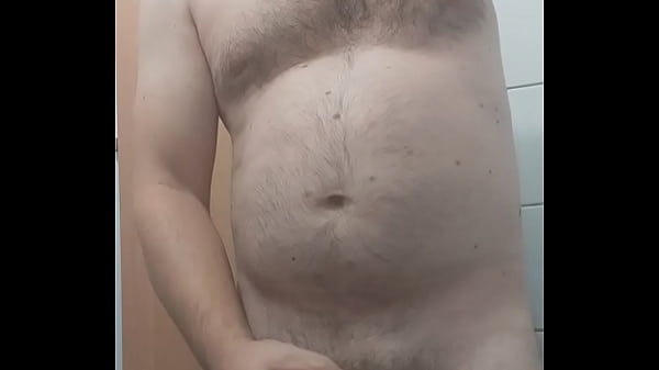 Imi place foarte mult sa ma masturbez la webcam si sa imi beau pisatul si sperma! I really like to masturbate on the webcam and drink my piss and cum! 