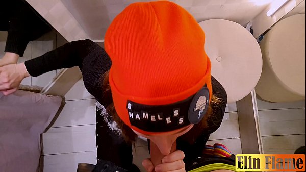 Play MP4 - Risky blowjob in the dressing room - Amateur teen Elin Flame