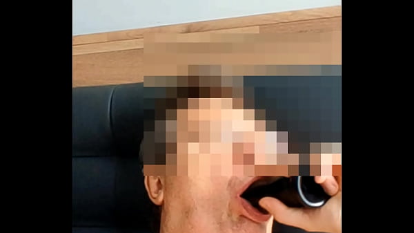 Je joue avec mes_deux godes