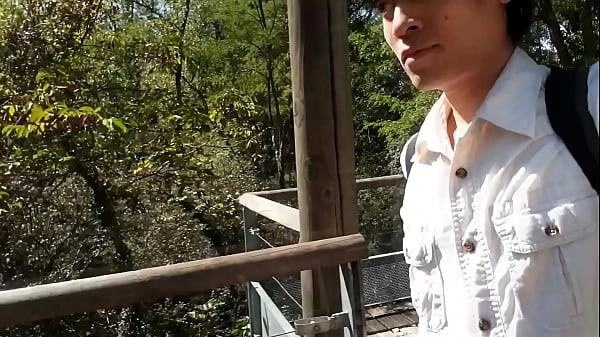 Oh yeah, sexy twink like to walk bare feet outdoor, in water, on plants, on wood, on soil | Vid for Boy Feet Lovers 