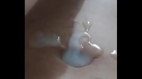 Me masturbo hasta venirme parte 2