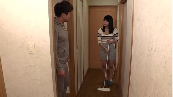 3wl8vut　欲求不満な義姉が夫の弟に巨乳を見せつけ誘惑！簡単に勃起した義弟に跨り腰を振り続け中出し！まだ満足できない兄嫁は白濁液でドロドロのマ○コでさらに腰を振り続ける！【パート4】