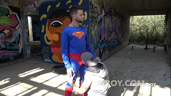 Play MP4 - the french James KAMUI fucked bareback by the real Super hero SUPERMAN for CRUNCHBOY