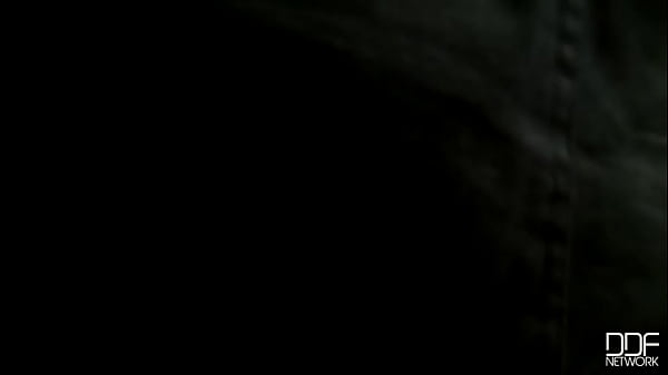 Nonton Getting Herself Orange Juicy! thumbnail