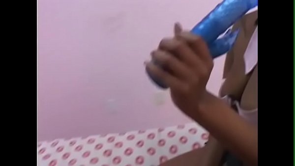 Play MP4 - Black girls Ms Townsend and Detroit shoves a blue vibrator in her pussy