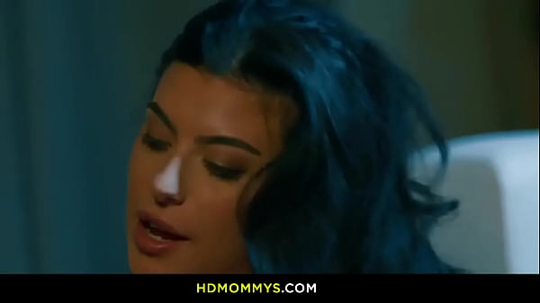 Nonton Taboo Lesbian Threesome thumbnail