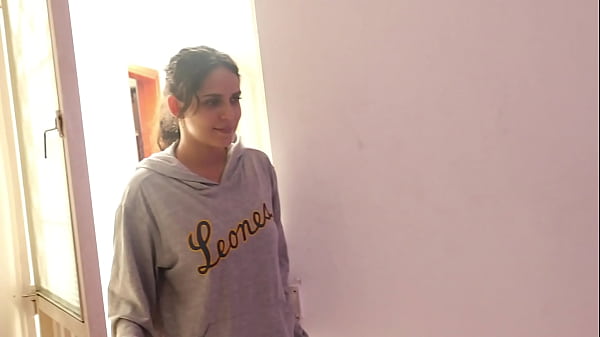 LATINA JOVENCITA DEFAMILIAJODIDA_CON CULOGRANDE_TIENE SEXO CON SU HERMANASTRO CON POLLA_GRANDE PORNO EN_ESPANOL