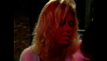 Nonton Long-dicked Peter North Gives Big Titty Jenna Jameson A Good Hard And Hot Fuck. The Final Scene In The Movie "priceless." thumbnail