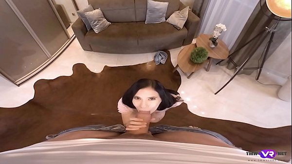 TmwVRnet.com - Nikki Fox - Roommates_become lovers on couch