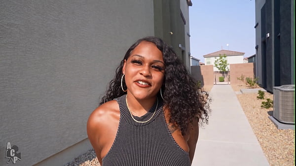 Play MP4 - Big Booty Neighbor Seduces Married Man And Fucks Him While His Wife Is A Few Doors Down