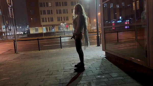 Play MP4 - SISSY T-GIRL EXHIBITIONIST SHEMALE FLASH DICK AND ASS CITY CROSSROAD OUTDOOR