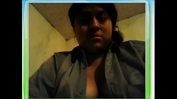 karlita culonaza se_pajea y_muestra_el culo_a su amante