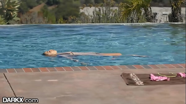 Play MP4 - Naughty Stepdaughter Craves Ebony's BBC - DarkX