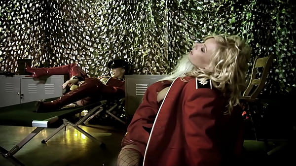 Play MP4 - Brynn Tyler Is A Fucking Hot 18 Year Old With A Hungry Pussy