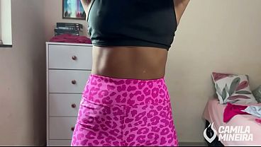 Gostosa No Estilo "cameltoe" thumbnail