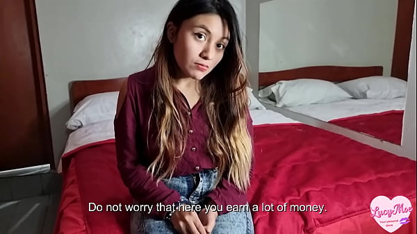 Play MP4 - Ella esperaba una entrevista de trabajo pero termino en un casting porno y follaron su culo duramente