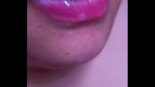 Play MP4 - Morning&comma; Blowjob By Dominican BBW