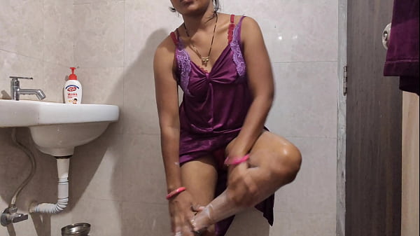 देसी गर्लफिंगरीन इन पुसी