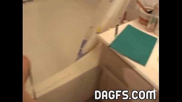 Play MP4 - Busty amateur blonde gives amazing blowjob in restaurant s toilet