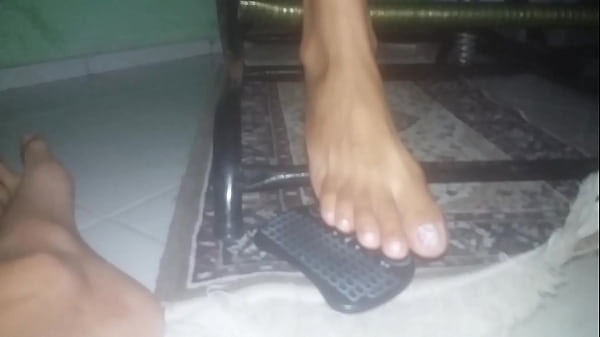 Gravei os pezinhos_lindo da_paty ma