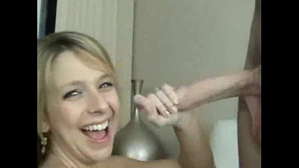MilffuckingBJ getsa facial