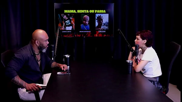 Play MP4 - Pediu para socar uma bola de t&ecirc;nis no cu&comma; quer ter liberdade financeira&comma; e em quem ela mama&comma; senta ou passa&period;&period;&period; - Annie Clementine &lpar;WATCH ON&colon; SHEER&sol;RED&rpar;