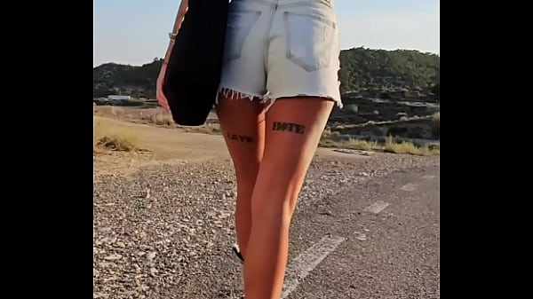 Nonton Mon Nouveau Film Amateur "l'auto-stoppeuse"un Solo Brulant De 24 Min &agrave; L'... thumbnail