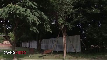 Yuuka Kaede's Risky Park Encounter &ndash; Asian Beauty Goes Wild Outside thumbnail