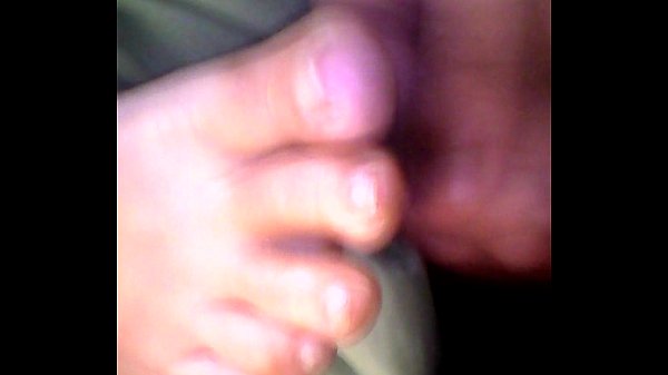 leche en pies de mi mujer d 8