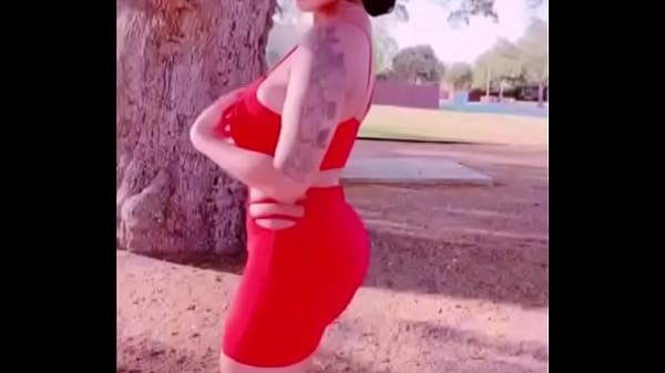 Sexy Female thumbnail