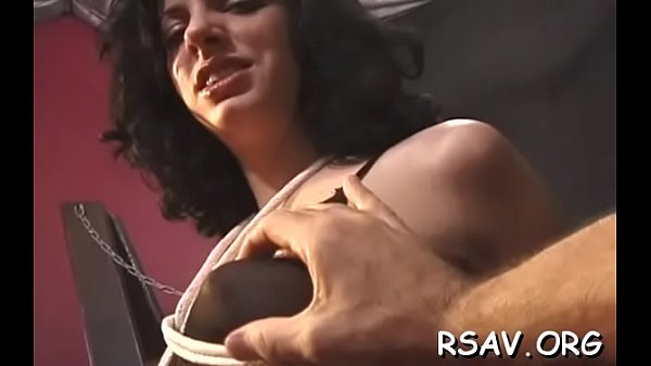 Bound wench gets spanked hard 