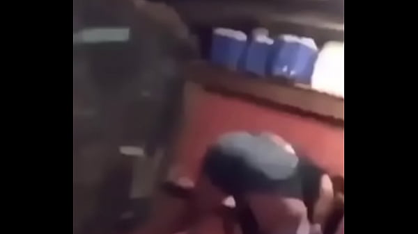 Abrianna tryn to make her azz shake 