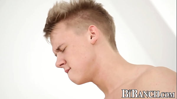 Blond stud ass banged while licking babespussy