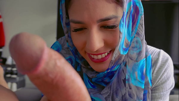 Muslim cleaning ladycaught_me masturbating_and let_me fuck_her hard