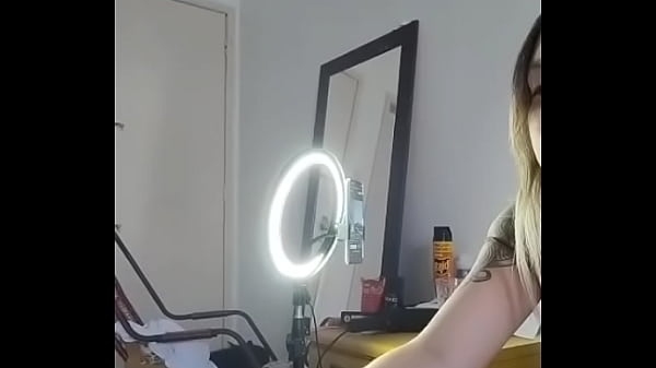 Play MP4 - Um dia normal de casados