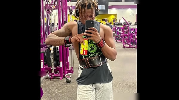 Big booty wife gets tied up and butt fucked (Brittneyhoney &Handsomedevan