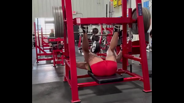 Happy flex friday at least 50% pain or i&rsquo;m not interested 100% simone steele remember the name