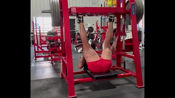 Happy flex friday at least 50% pain or i&rsquo;m not interested 100% simone steele remember the name 