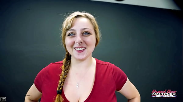 Busty Cute Blonde Hottie Gwen Deepthroats A Hard Cock And Gets Banged! thumbnail