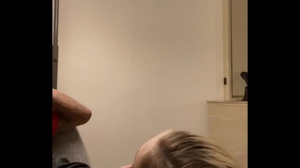 Play MP4 - Gakworld training my throat