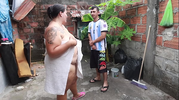 Pervertida milf follando a su empleado en el trabajo