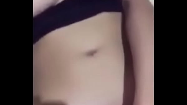 Chinese fingers her cunt 