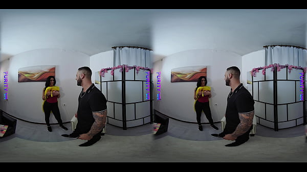 Delivery Girl thumbnail