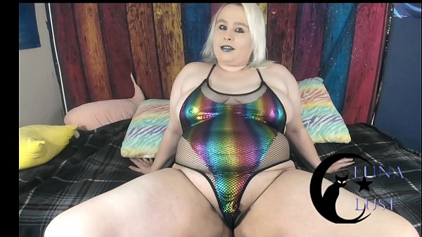 Play MP4 - MERRY FUCKING CHRISTMAS Lunalustxxx