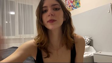 Nonton Moon Ring Amateur Babe Fucks Her Sex Toy In Selfie thumbnail