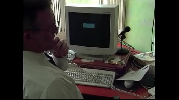 Play MP4 - Sexy teen fucking lab professor