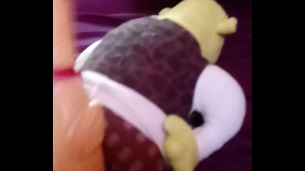 Play MP4 - Galo e sherek fodendo em meio periodo de almo&ccedil;o