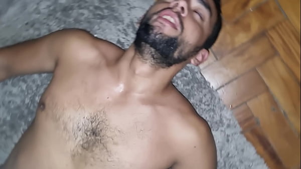 Play MP4 - Os caras da manuten&ccedil;&atilde;o trepam muito mais do que trabalham&period;