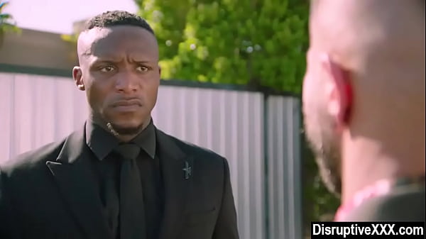 Black guy banged bareback by ex boyfriend 