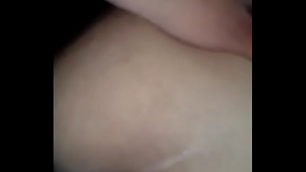 Se la come de a perrrito 